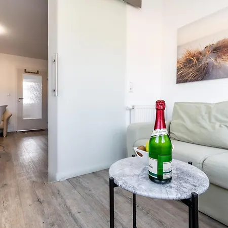 Helga- Abendmond Mit Terrasse Und 2 Schlafzimmern Appartement Zinnowitz