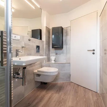 Helga- Abendmond Mit Terrasse Und 2 Schlafzimmern